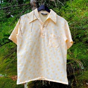 Retro yellow leaf print short sleeve 1/2 button down